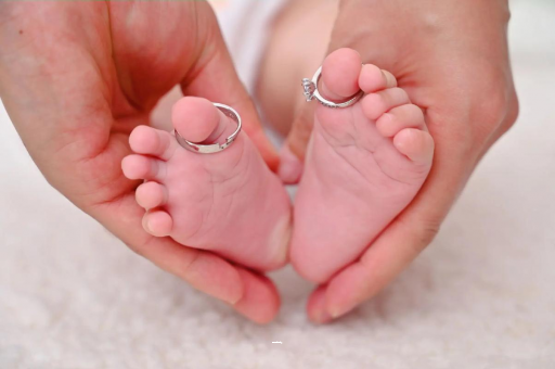 沧县宝宝刷牙的最佳年龄